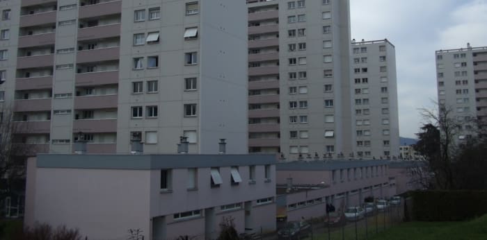 Image 2 sur 2 - Parking/box  ·  Location · Besancon (25000) · 12m²