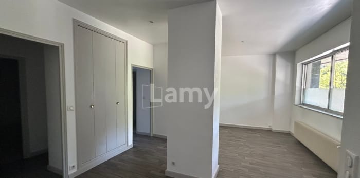 Image 15 sur 15 - Appartement  ·  Location · Besancon (25000) · 3 pièces · 54m²