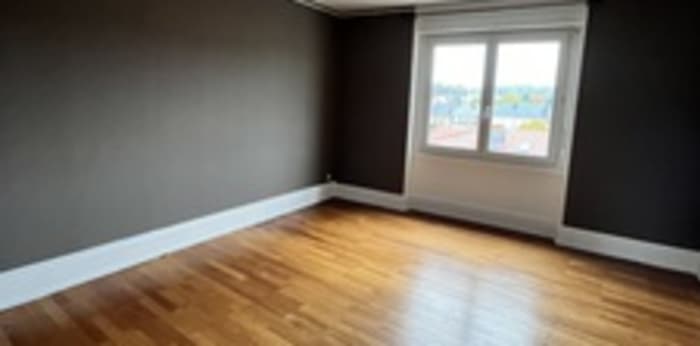 Image 4 sur 5 - Appartement  ·  Location · Belfort (90000) · 3 pièces · 83m²
