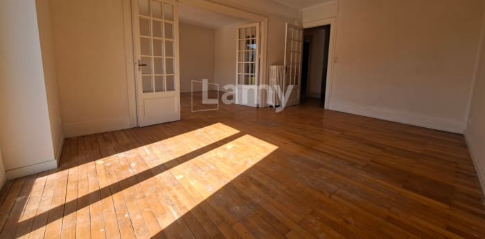 Image 2 sur 7 - Appartement  ·  Location · Belfort (90000) · 3 pièces · 83m²