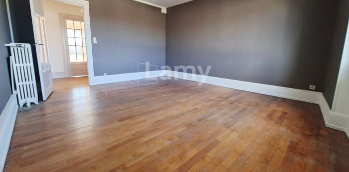 Image 4 sur 7 - Appartement  ·  Location · Belfort (90000) · 3 pièces · 83m²