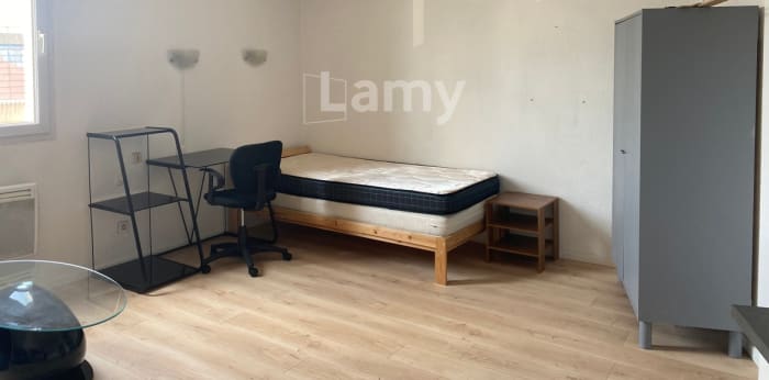 Image 11 sur 12 - Appartement  ·  Location · Lille (59800) · 1 pièce