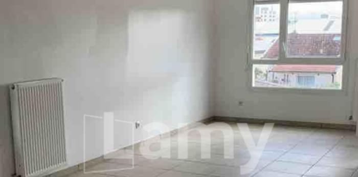 Image 3 sur 8 - Appartement  ·  Location · Villeurbanne (69100) · 3 pièces · 72m²