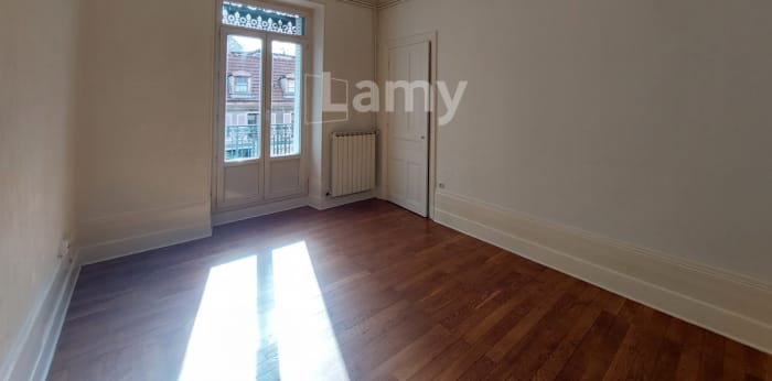 Image 4 sur 21 - Appartement  ·  Location · Grenoble (38000) · 4 pièces · 74m²