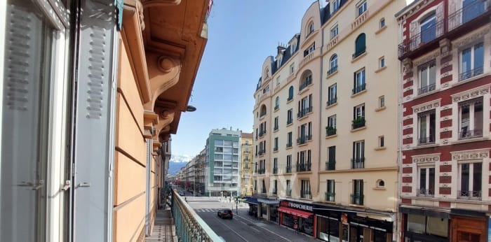 Image 11 sur 21 - Appartement  ·  Location · Grenoble (38000) · 4 pièces · 74m²