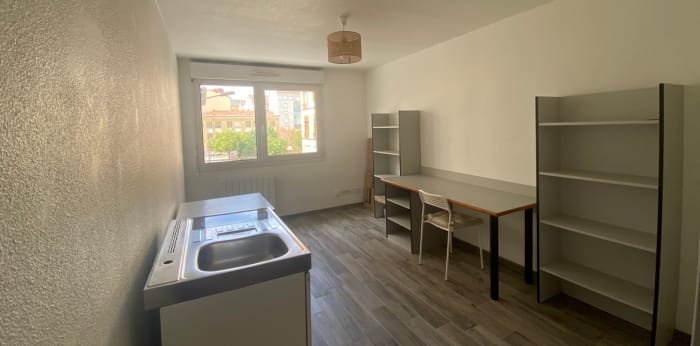 Image 2 sur 9 - Appartement  ·  Location · Lyon (69007) · 1 pièce · 20m²