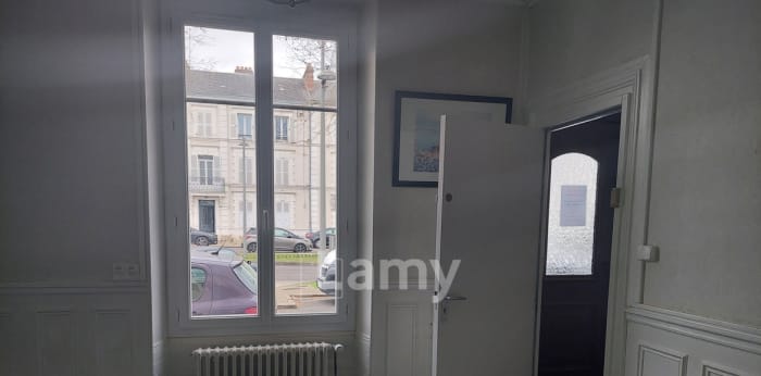 Image 3 sur 6 - Bureaux  ·  Location · Montargis (45200) · 50m²