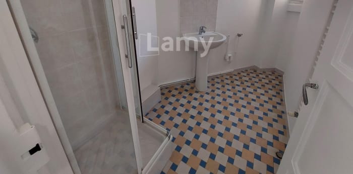 Image 9 sur 9 - Appartement  ·  Location · Grenoble (38000) · 3 pièces · 65m²