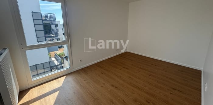 Image 2 sur 14 - Appartement  ·  Location · Dijon (21000) · 3 pièces · 62m²