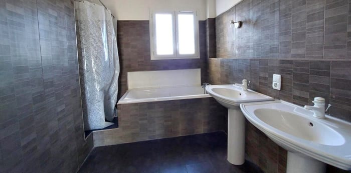 Image 13 sur 15 - Appartement  ·  Location · Limoges (87000) · 5 pièces · 137m²