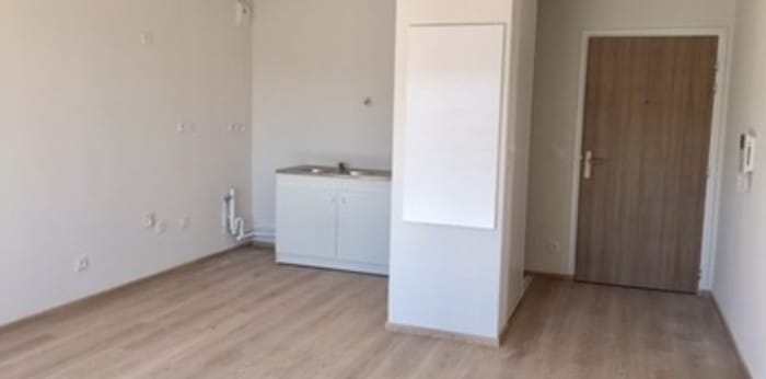 Image 3 sur 8 - Appartement  ·  Location · Cavaillon (84300) · 2 pièces · 38m²