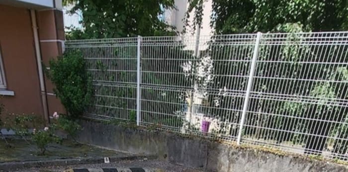 Image 2 sur 2 - Parking/box  ·  Location · Voiron (38500) · 5m²