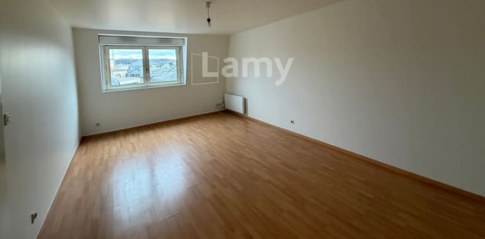 Image 2 sur 6 - Appartement  ·  Location · Rouen (76000) · 2 pièces · 50m²