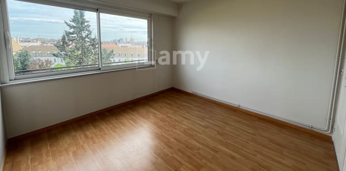 Image 22 sur 25 - Appartement  ·  Location · Dijon (21000) · 4 pièces · 101m²