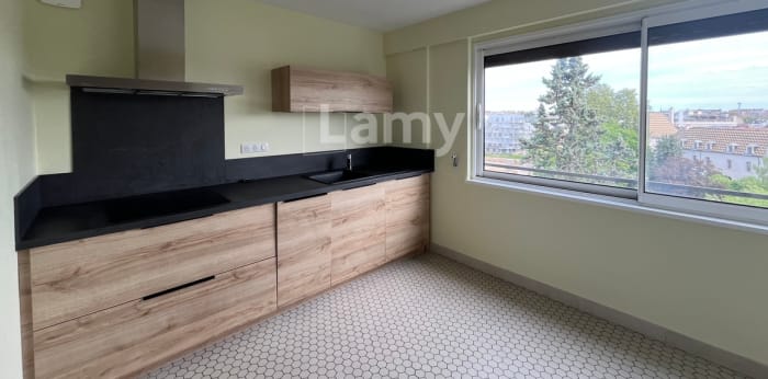 Image 13 sur 25 - Appartement  ·  Location · Dijon (21000) · 4 pièces · 101m²