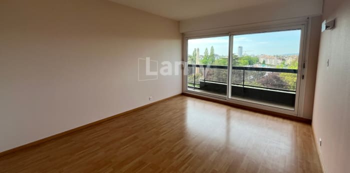 Image 19 sur 25 - Appartement  ·  Location · Dijon (21000) · 4 pièces · 101m²
