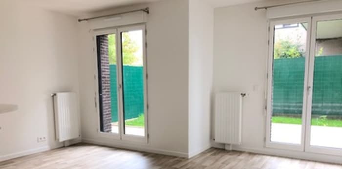 Image 3 sur 5 - Appartement  ·  Location · Rosny Sur Seine (78710) · 2 pièces · 46m²