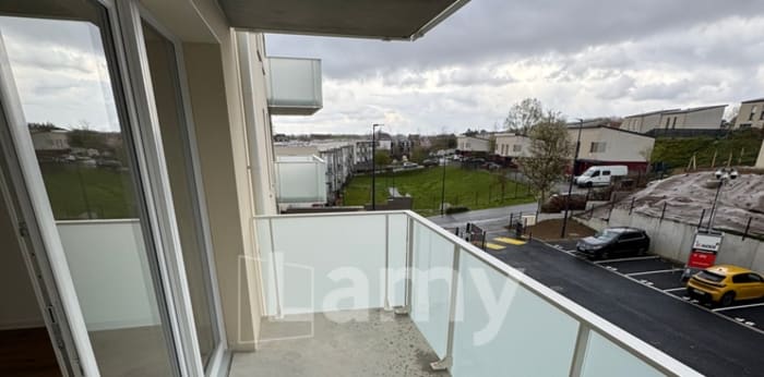 Image 6 sur 9 - Appartement  ·  Location · Lens (62300) · 2 pièces · 48m²