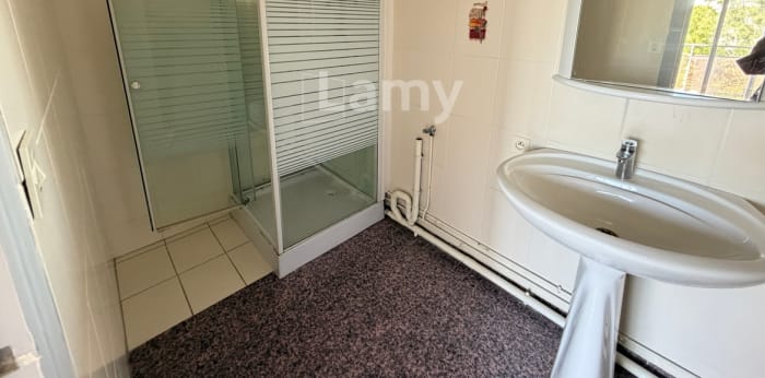 Image 10 sur 13 - Appartement  ·  Location · Montargis (45200) · 2 pièces · 57m²