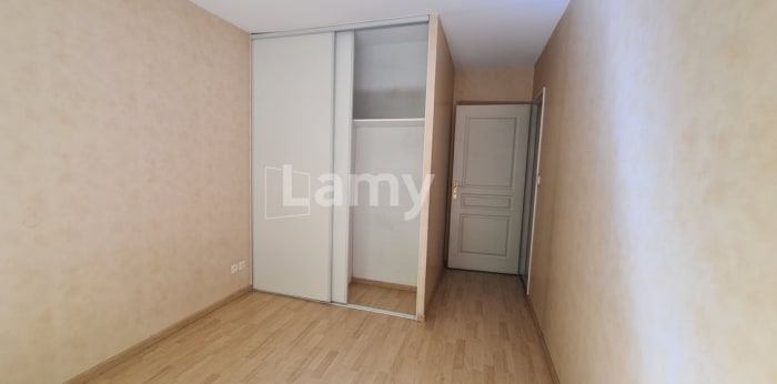 Image 3 sur 5 - Appartement  ·  Location · Lyon (69009) · 3 pièces · 60m²