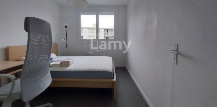 Image 10 sur 14 - Appartement  ·  Location · Limoges (87100) · 5 pièces · 93m²