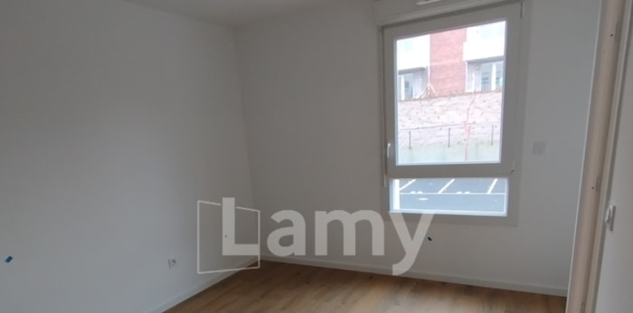 Image 4 sur 6 - Appartement  ·  Location · Lens (62300) · 2 pièces · 49m²