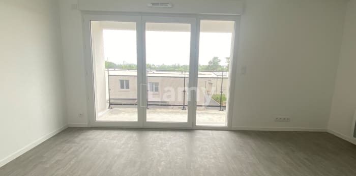 Image 3 sur 5 - Appartement  ·  Location · Brest (29200) · 1 pièce · 28m²
