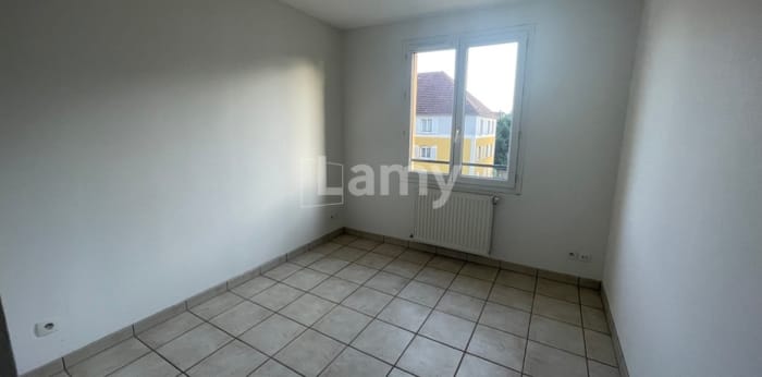 Image 4 sur 8 - Appartement  ·  Location · Mutzig (67190) · 2 pièces · 45m²