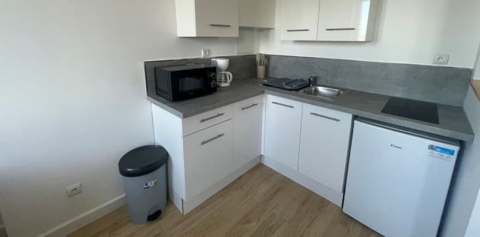 Image 2 sur 10 - Appartement  ·  Location · Bonsecours (76240) · 1 pièce · 27m²