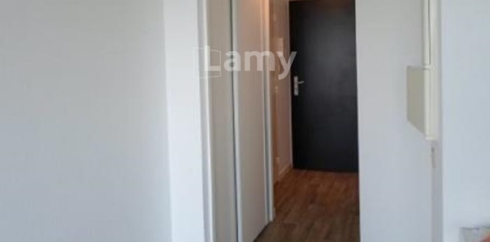 Image 4 sur 5 - Appartement  ·  Location · Vannes (56000) · 1 pièce · 16m²