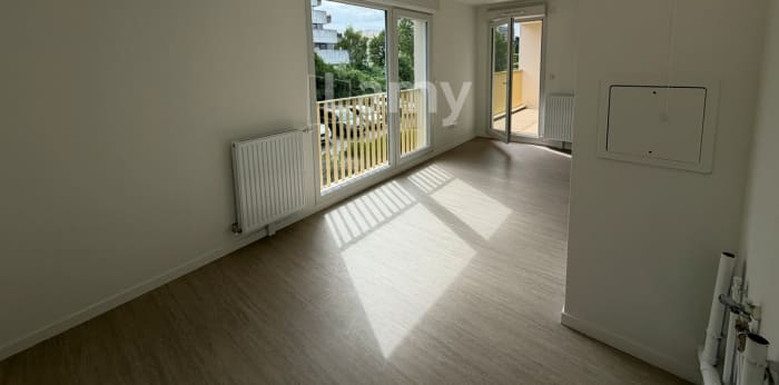 Image 8 sur 17 - Appartement  ·  Location · Creil (60100) · 2 pièces · 39m²