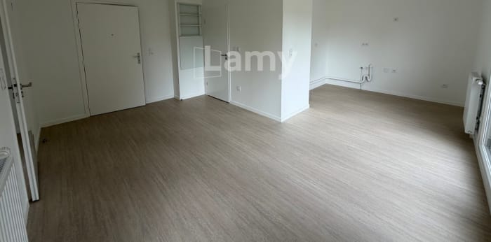Image 6 sur 17 - Appartement  ·  Location · Creil (60100) · 2 pièces · 39m²
