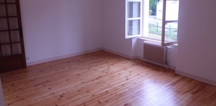 Image 12 sur 16 - Maison/villa  ·  Location · Macornay (39570) · 3 pièces · 63m²