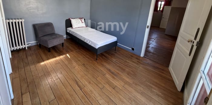 Image 29 sur 30 - Maison/villa  ·  Location · Vineuil St Firmin (60500) · 6 pièces · 139m²