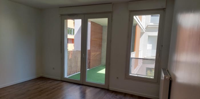 Image 2 sur 16 - Appartement  ·  Location · Cergy (95800) · 2 pièces · 41m²