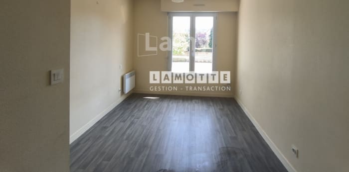Image 1 sur 5 - Appartement  ·  Location · Rennes (35700) · 1 pièce · 16m²