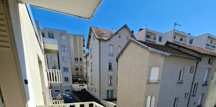Image 1 sur 8 - Appartement  ·  Location · Clermont Ferrand (63000) · 1 pièce · 27m²