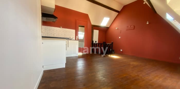 Image 9 sur 10 - Appartement  ·  Location · Le Quesnoy (59530) · 1 pièce · 21m²