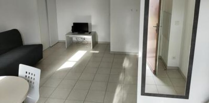 Image 5 sur 8 - Appartement  ·  Location · Pessac (33600) · 1 pièce · 29m²