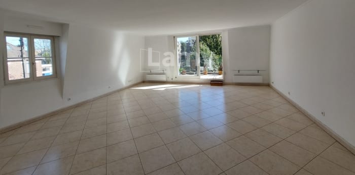 Image 3 sur 10 - Appartement  ·  Location · Valenciennes (59300) · 4 pièces · 120m²