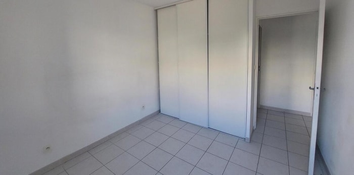 Image 8 sur 13 - Appartement  ·  Location · Nimes (30900) · 3 pièces · 62m²