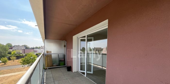 Image 1 sur 5 - Appartement  ·  Location · L Hermitage (35590) · 3 pièces · 60m²