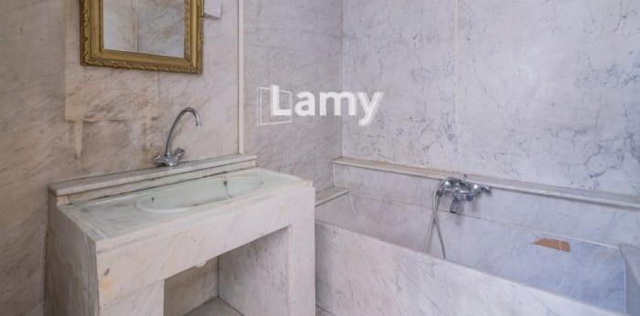 Image 11 sur 15 - Bureaux  ·  Location · Marseille (13001) · 484m²