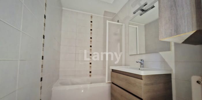 Image 6 sur 7 - Appartement  ·  Location · Seloncourt (25230) · 4 pièces · 81m²