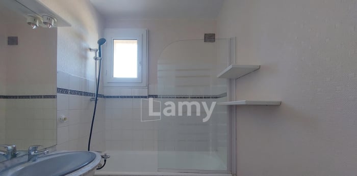 Image 9 sur 11 - Appartement  ·  Location · Limoges (87000) · 3 pièces · 59m²