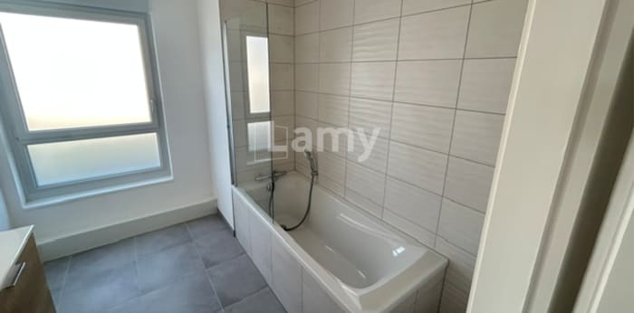 Image 6 sur 8 - Appartement  ·  Location · Mulhouse (68200) · 3 pièces · 64m²