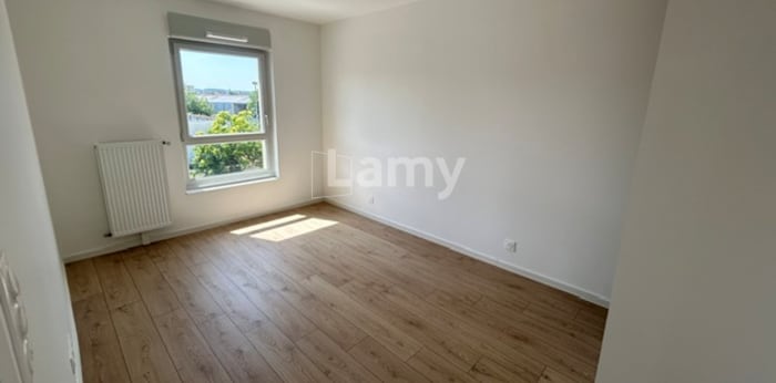 Image 2 sur 8 - Appartement  ·  Location · Mulhouse (68200) · 2 pièces · 46m²