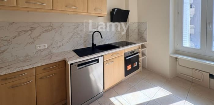 Image 5 sur 10 - Appartement  ·  Location · Besancon (25000) · 4 pièces · 95m²