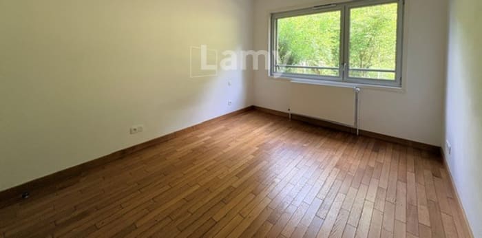 Image 7 sur 12 - Appartement  ·  Location · Besancon (25000) · 2 pièces · 64m²