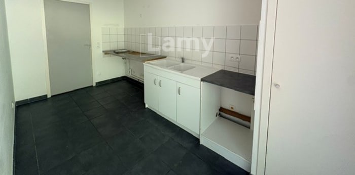 Image 6 sur 12 - Appartement  ·  Location · Besancon (25000) · 2 pièces · 64m²